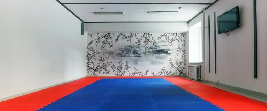gallery slide